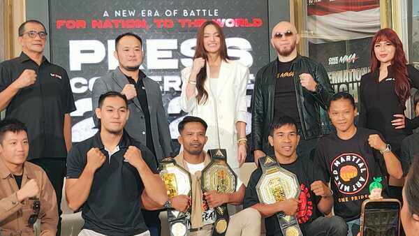 Jumpa pers One Pride MMA