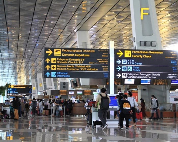 tren perjalanan dan tips liburan sekolah.