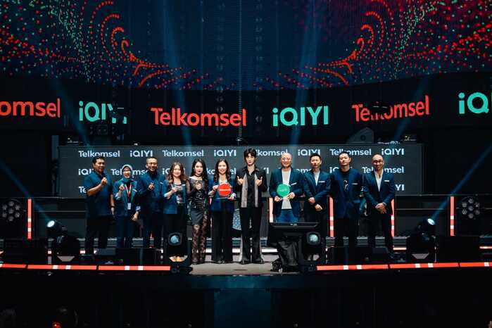 Peluncuran kerja sama Telkomsel dengan platform streaming iQIYI di Noya x 80 Proof Club PIK 2, Kab. Tangerang, Banten, Senin (30/6/2025).