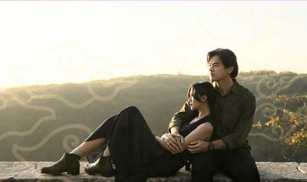 Film Sore: Istri dari Masa Depan karya sutradara Yandy Laurens meraih dua gelar Terpuji: Film Indonesia Terpuji dan Penata Musik Terpuji atas nama Ofel Obaja.