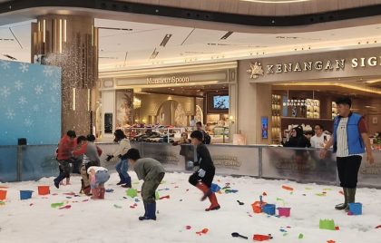 Wahana Snow Playground di Pakuwon Mall Bekasi. (Foto - Tyas)