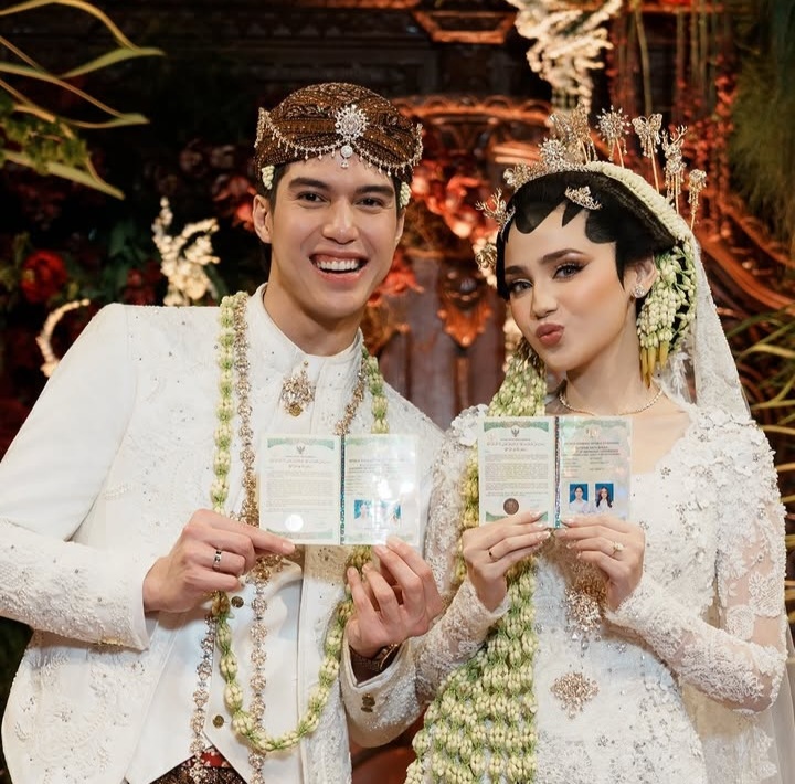 Prosesi pernikahan El Rumi dan Syifa Hadju di Hotel Raffles, Jakarta Selatan, Minggu (26/4/2026). (Foto - @elelrumi)