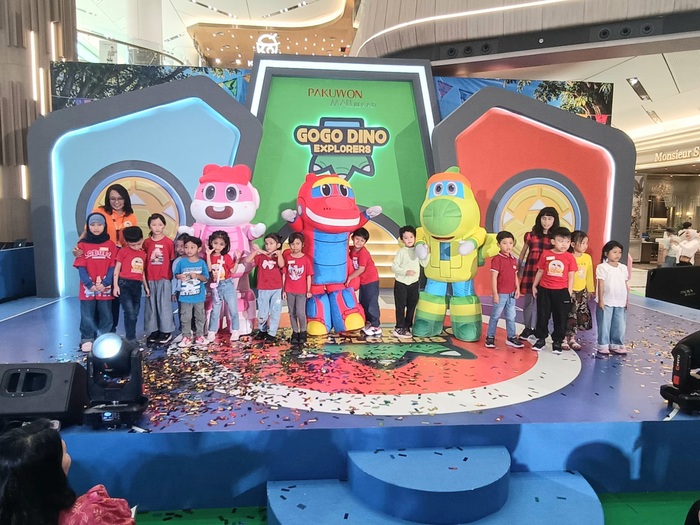 Opening Ceremony dimulainya petualangan Go Go Dino Explorers di Pakuwon Mall Bekasi, Kamis (18/6/2026). (Foto - Muller)