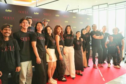 Para pemain film SOFIA dalam acara cast reveal yang digelar di kawasan Senayan, Jakarta Pusat, Senin (13/7/2026). (Foto - Rezagrafer)